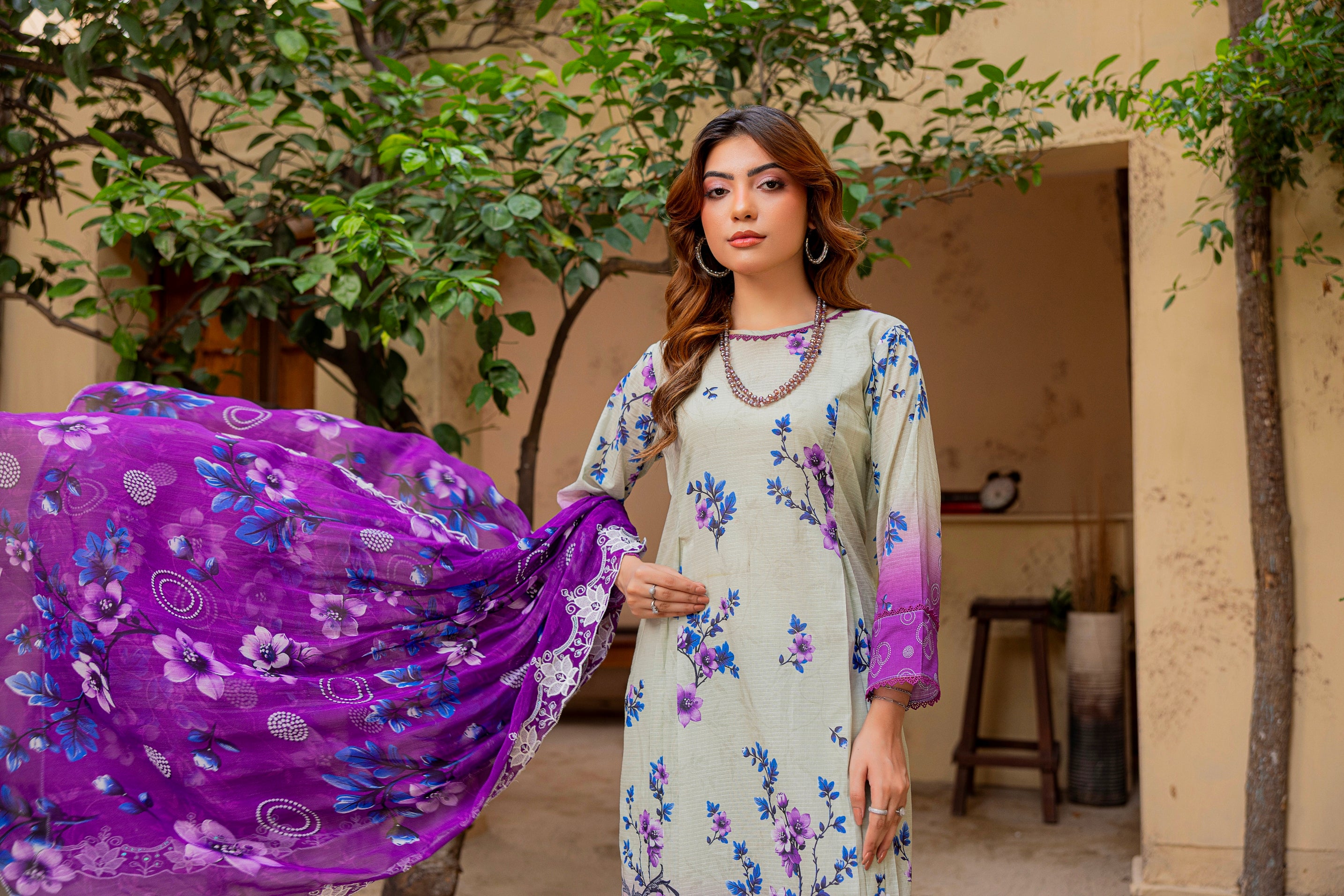 LUXURY EMBROIDERY LAWN