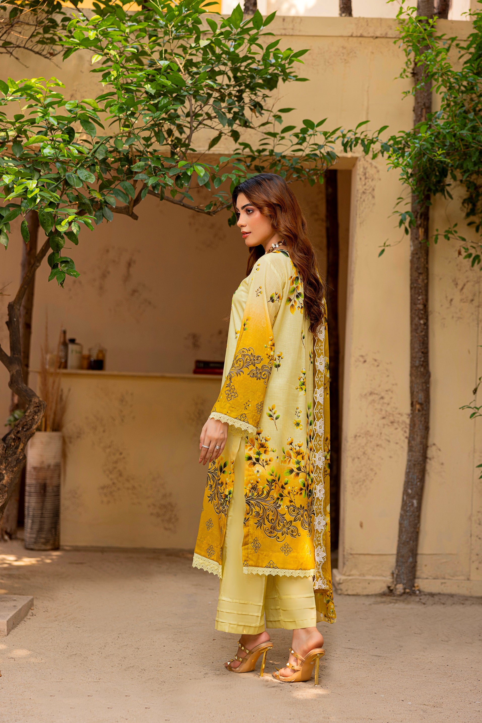 EMBROIDERED 3 PC LAWN