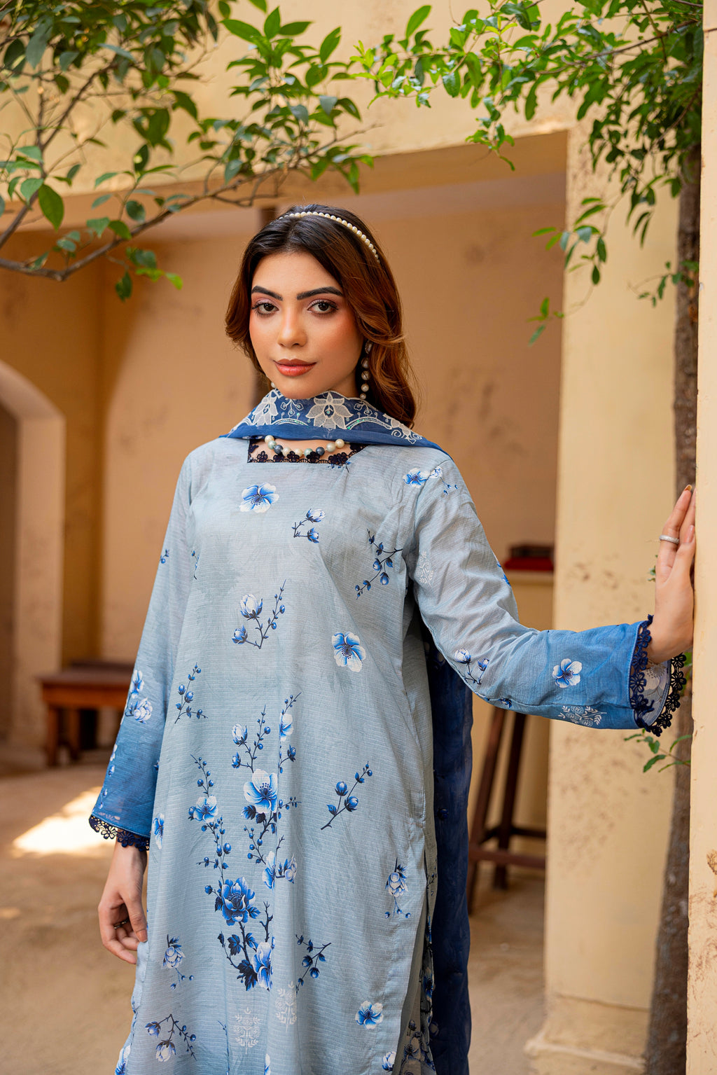 LUXURY EMBROIDERY LAWN
