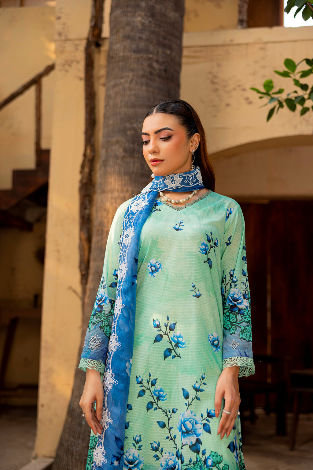 LUXURY EMBROIDERY LAWN