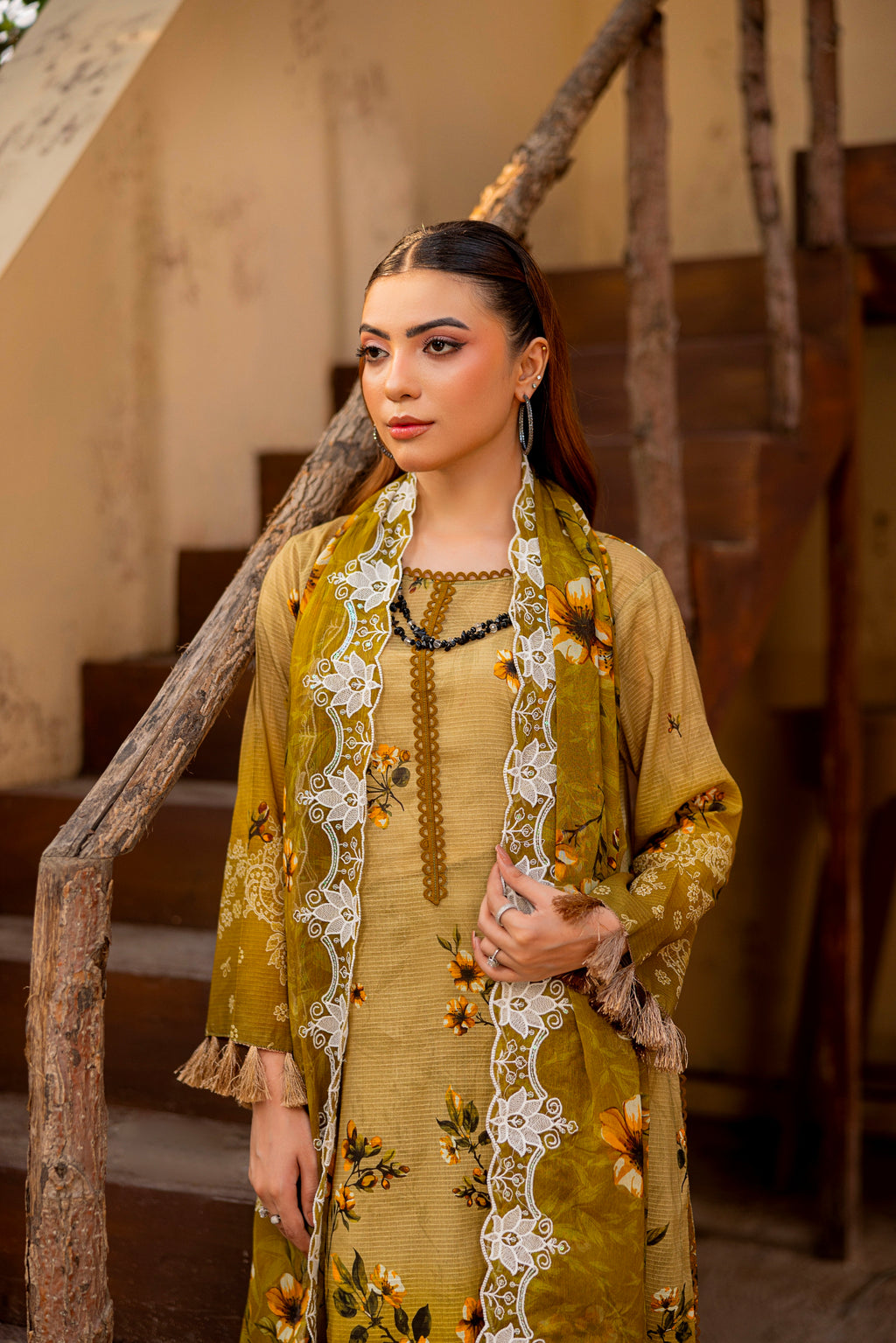 LUXURY EMBROIDERY LAWN