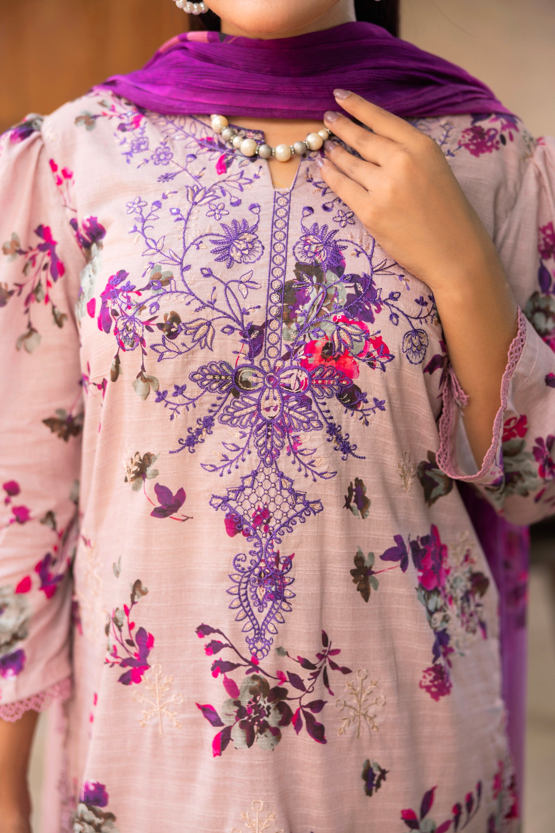 EMBROIDERED LAWN 3 PIECE