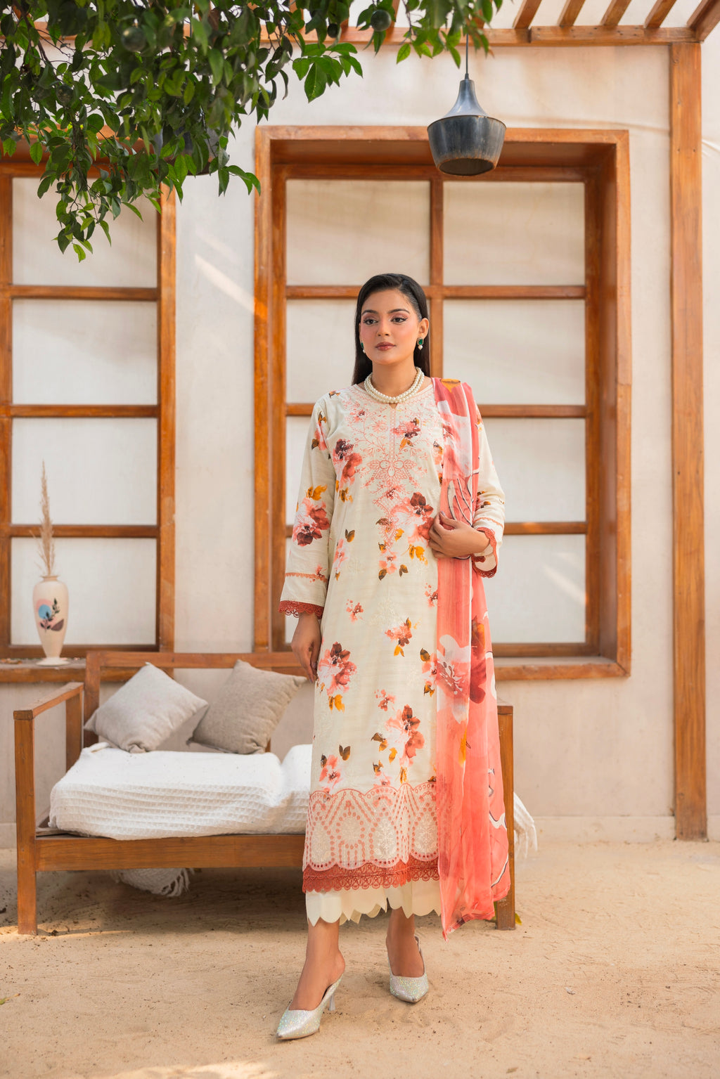 EMBROIDERED LAWN SUIT