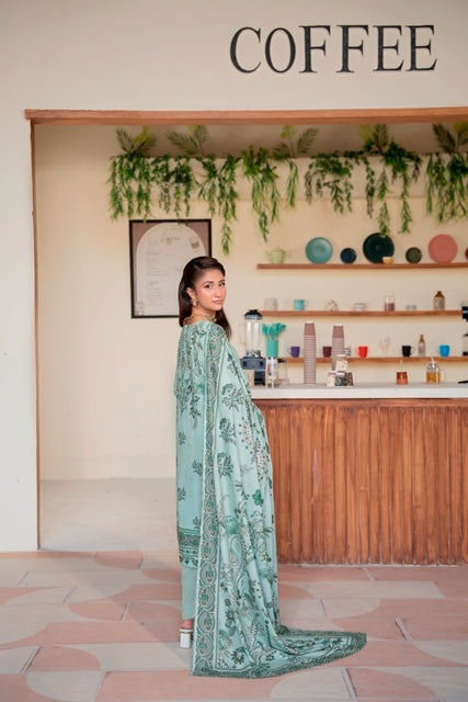 EMBROIDERED 3 PIECE SUIT