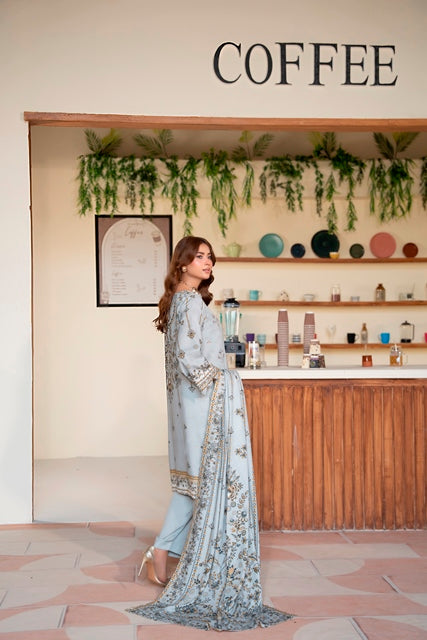 EMBROIDERED 3 PIECE SUIT