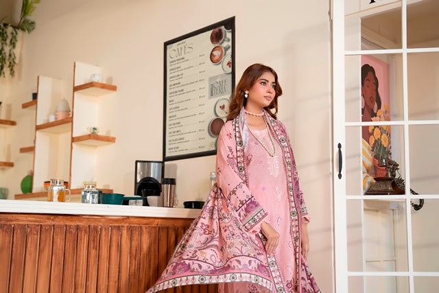 EMBROIDERED 3 PIECE SUIT