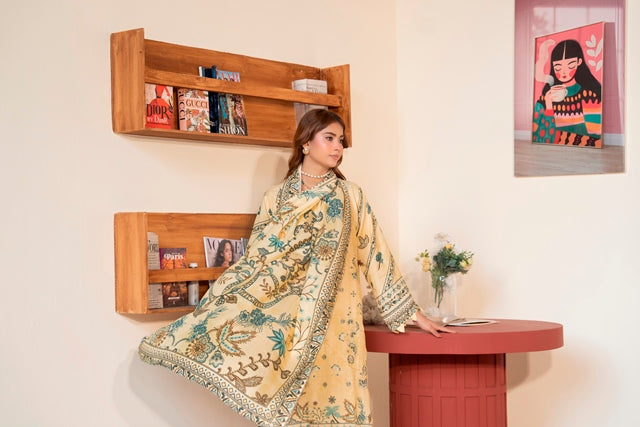 EMBROIDERED 3 PIECE SUIT