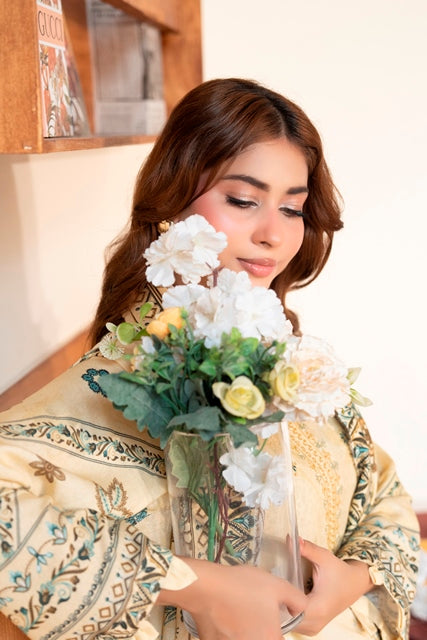 EMBROIDERED 3 PIECE SUIT