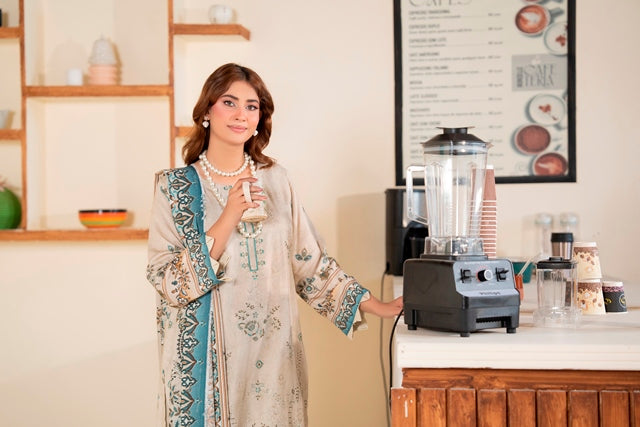 EMBROIDERED 3 PIECE SUIT
