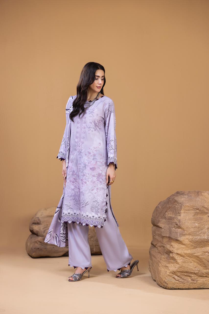 EMBROIDERED 3 PIECE SUIT
