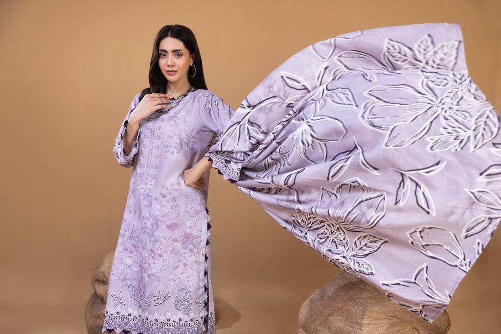 EMBROIDERED 3 PIECE SUIT
