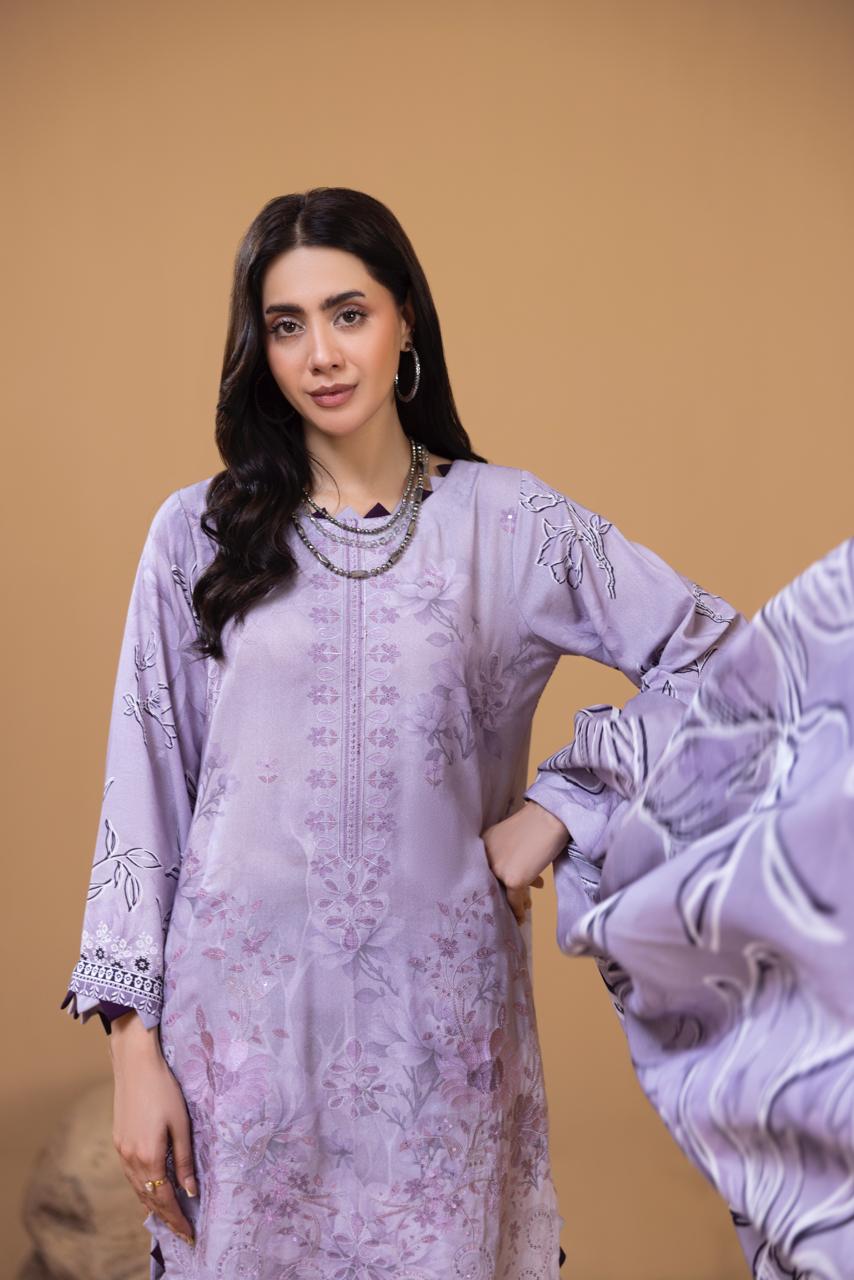EMBROIDERED 3 PIECE SUIT