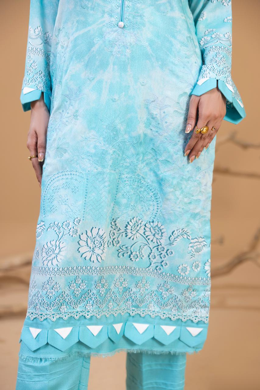 EMBROIDERED 3 PIECE SUIT