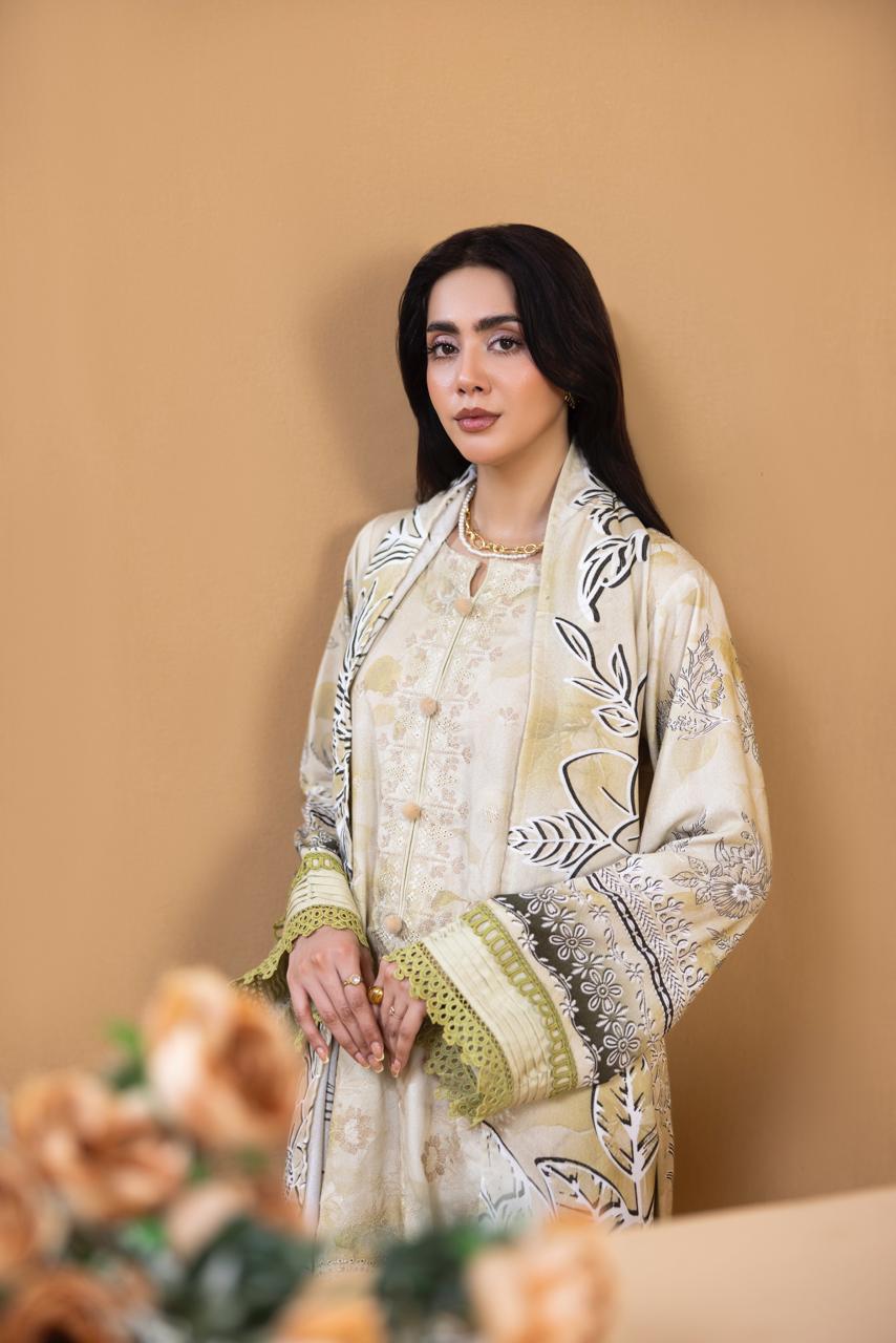 EMBROIDERED 3 PIECE SUIT