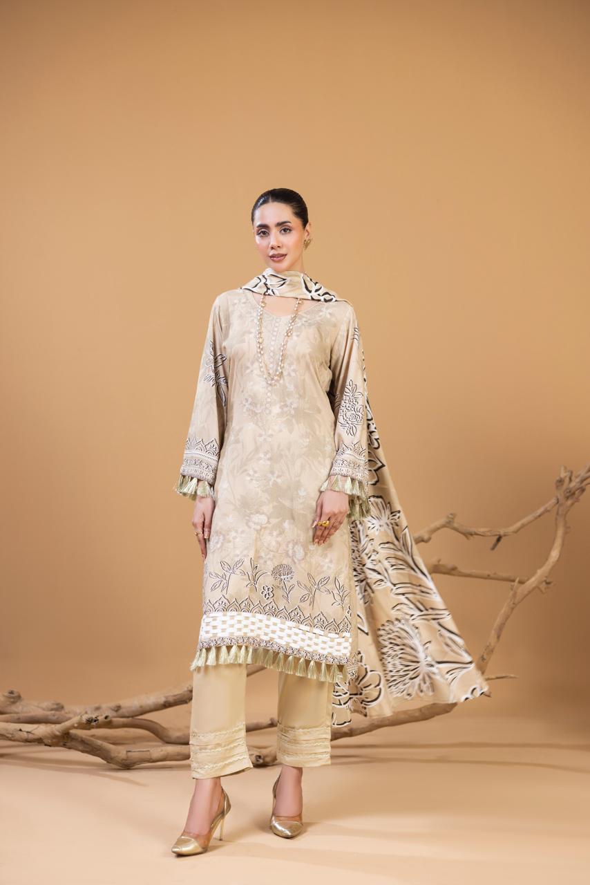 EMBROIDERED 3 PIECE SUIT