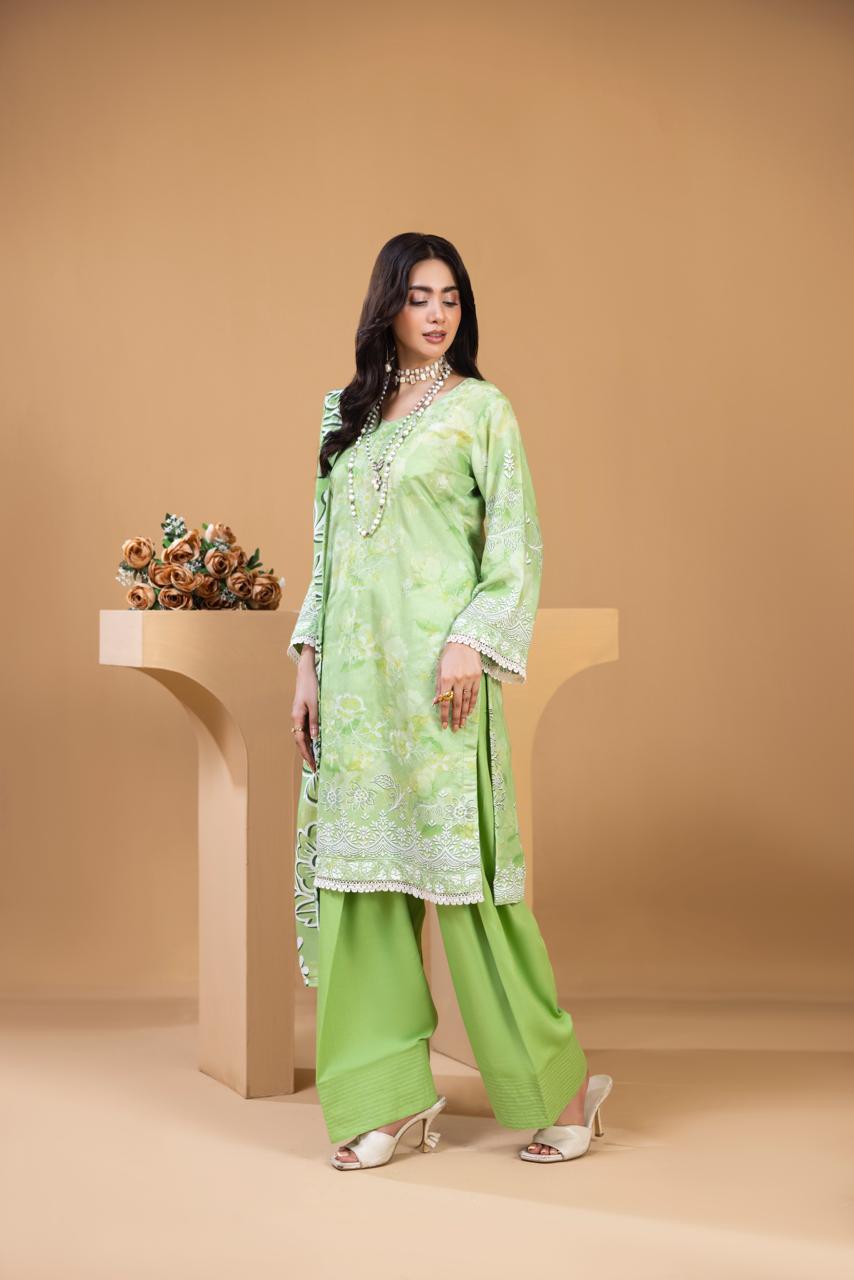 EMBROIDERED 3 PIECE SUIT